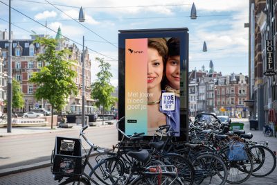 sanquin_dooh mockup_eda